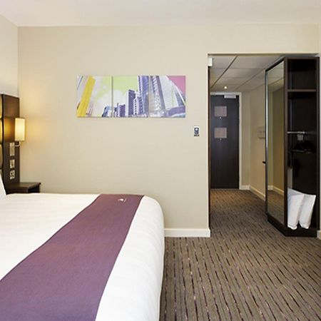 Premier Inn Горшам Екстер'єр фото